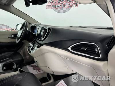 2022 Chrysler Pacifica Touring L 121.6" WB - zdjęcie 12 z 46 - miniatura