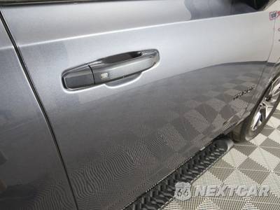 2021 Chevrolet Tahoe Z71 2Z7 - zdjęcie 37 z 50 - miniatura