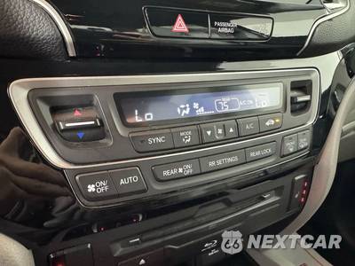 2021 Honda Pilot Touring 8-Passenger - zdjęcie 21 z 50 - miniatura