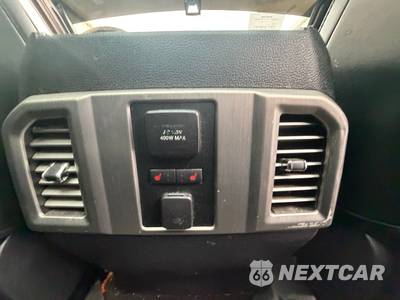 2016 Ford F-150 Platinum Crew Cab Short Bed - zdjęcie 45 z 53 - miniatura