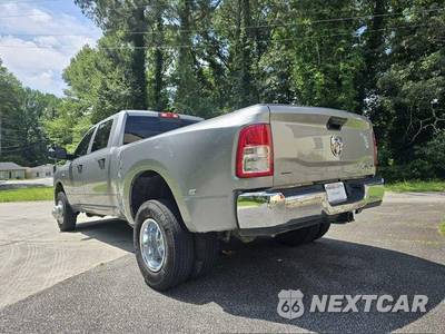 2019 Ram 3500 Tradesman Crew Cab Long Bed DRW - zdjęcie 36 z 38 - miniatura