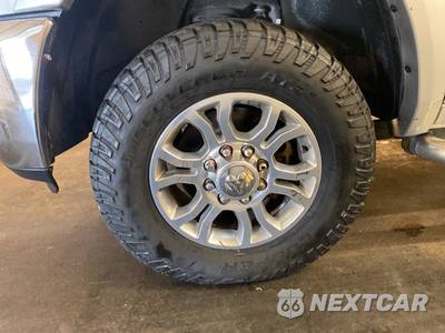 2014 Ram 3500 Laramie Crew Cab Long Bed - zdjęcie 22 z 47 - miniatura