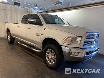 2014 Ram 3500 Laramie Crew Cab Long Bed - zdjęcie 9 z 47 - miniatura