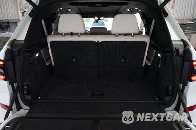 2026 BMW X7 xDrive40i M SPORT LINE - zdjęcie 28 z 31 - miniatura