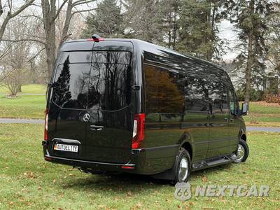 2024 Mercedes-Benz Sprinter 3500XD Cargo Van DRW High Roof 170.0" WB - zdjęcie 6 z 47 - miniatura