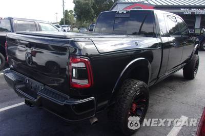 2022 Ram 2500 Limited Extended Crew Cab Medium Bed - zdjęcie 15 z 23 - miniatura