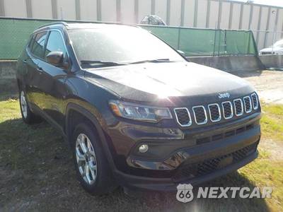2025 Jeep Compass Latitude - zdjęcie 22 z 24 - miniatura