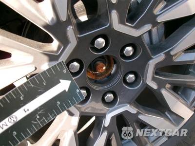 2026 Chevrolet Suburban Z71 2Z7 - zdjęcie 24 z 26 - miniatura