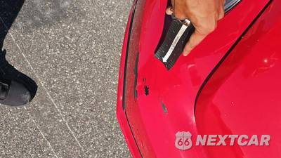 2013 Volkswagen Beetle 2.5L Entry Hatchback - zdjęcie 30 z 39 - miniatura