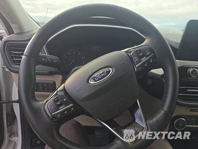 2021 Ford Escape SE - zdjęcie 10 z 22 - miniatura