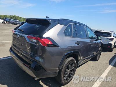 2024 Toyota RAV4 Hybrid XSE - zdjęcie 4 z 27 - miniatura