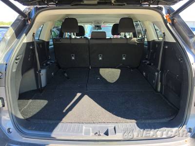 2023 Toyota Highlander LE - zdjęcie 17 z 28 - miniatura