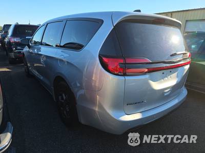2023 Chrysler Pacifica Hybrid Touring L 121.6" WB - zdjęcie 6 z 30 - miniatura