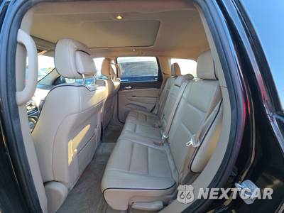2019 Jeep Grand Cherokee Overland - zdjęcie 13 z 34 - miniatura