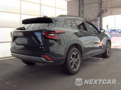 2025 Chevrolet Trax LT - zdjęcie 4 z 24 - miniatura