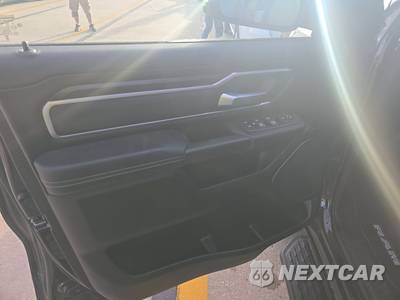 2023 Ram 1500 Big Horn Crew Cab Short Bed - zdjęcie 9 z 20 - miniatura