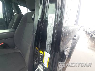 2023 Jeep Gladiator Willys Crew Cab Medium Bed - zdjęcie 14 z 28 - miniatura