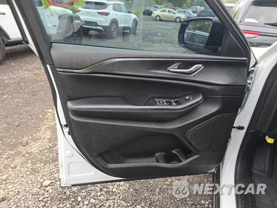2023 Jeep Grand Cherokee Altitude X - zdjęcie 9 z 25 - miniatura