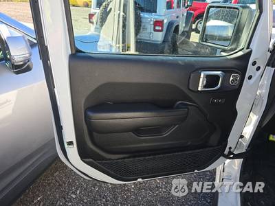 2023 Jeep Wrangler 4 Door Willys - zdjęcie 9 z 25 - miniatura