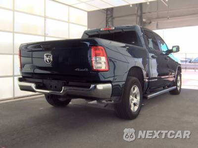 2024 Ram 1500 Big Horn Crew Cab Short Bed - zdjęcie 4 z 23 - miniatura