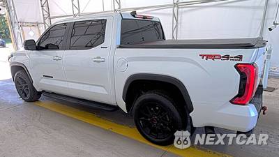 2024 Toyota Tundra Limited Crew Cab Short Bed - zdjęcie 6 z 20 - miniatura