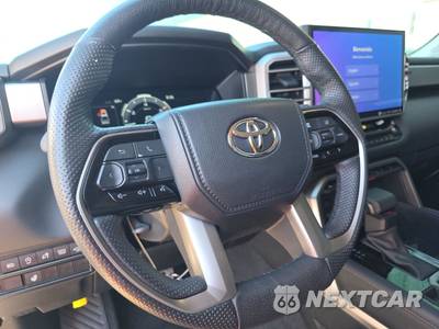 2024 Toyota Tundra Limited Crew Cab Short Bed - zdjęcie 10 z 20 - miniatura