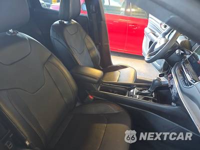 2023 Jeep Compass (RED) Edition - zdjęcie 8 z 21 - miniatura