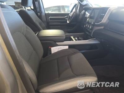 2023 Ram 1500 Big Horn Crew Cab Short Bed - zdjęcie 8 z 21 - miniatura