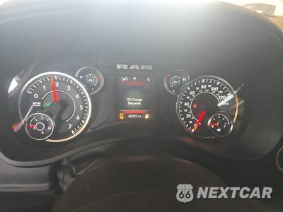 2023 Ram 1500 Big Horn Crew Cab Short Bed - zdjęcie 12 z 21 - miniatura