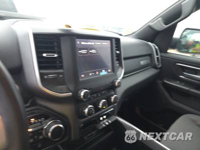 2023 Ram 1500 Big Horn Crew Cab Medium Bed - zdjęcie 11 z 19 - miniatura