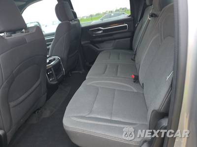 2023 Ram 1500 Big Horn Crew Cab Medium Bed - zdjęcie 13 z 19 - miniatura