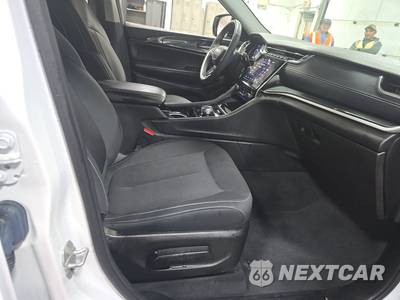 2023 Jeep Grand Cherokee Laredo - zdjęcie 8 z 35 - miniatura