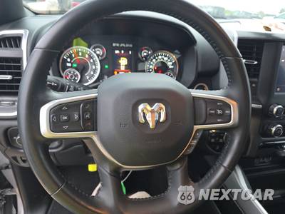 2023 Ram 1500 Big Horn Crew Cab Medium Bed - zdjęcie 10 z 19 - miniatura