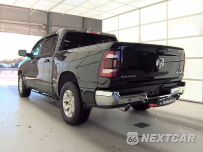 2023 Ram 1500 Laramie Crew Cab Short Bed - zdjęcie 6 z 36 - miniatura