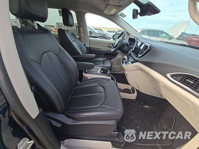 2023 Chrysler Pacifica Touring L 121.6" WB - zdjęcie 8 z 27 - miniatura