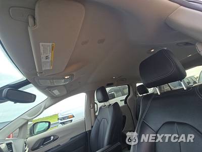 2023 Chrysler Pacifica Touring L 121.6" WB - zdjęcie 20 z 27 - miniatura