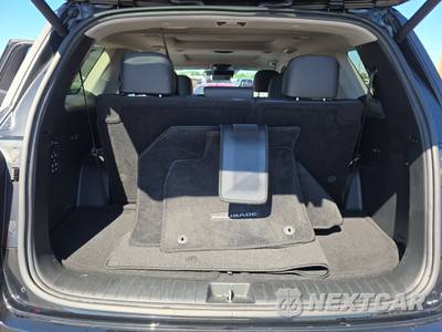 2024 Hyundai Palisade Limited - zdjęcie 17 z 32 - miniatura