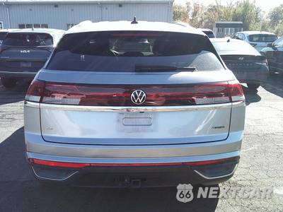 2025 Volkswagen Atlas Cross Sport 2.0T SE w/Technology - zdjęcie 24 z 31 - miniatura