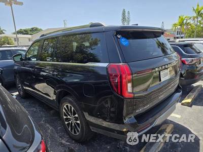 2025 Ford Expedition Platinum - zdjęcie 17 z 29 - miniatura