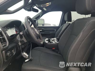2026 Ram 2500 Big Horn Crew Cab Medium Bed - zdjęcie 7 z 21 - miniatura