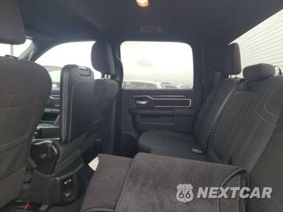 2026 Ram 2500 Big Horn Crew Cab Medium Bed - zdjęcie 13 z 21 - miniatura