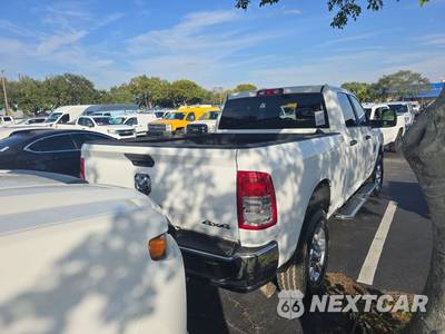2024 Ram 2500 Big Horn Crew Cab Medium Bed - zdjęcie 4 z 17 - miniatura