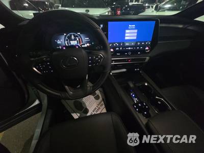 2025 Lexus RX 350 Premium - zdjęcie 11 z 19 - miniatura