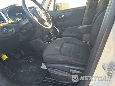 2018 Jeep Renegade Latitude - zdjęcie 7 z 39 - miniatura