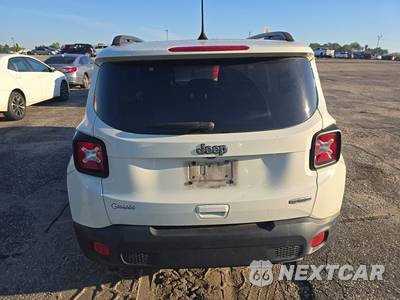 2018 Jeep Renegade Latitude - zdjęcie 5 z 39 - miniatura