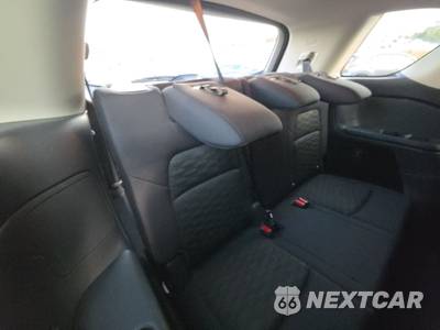 2026 Nissan Pathfinder SV - zdjęcie 14 z 21 - miniatura