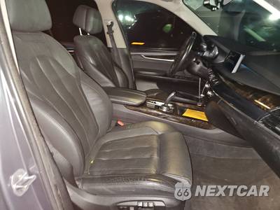 2016 BMW X5 Sports Activity Vehicle xDrive50i - zdjęcie 8 z 26 - miniatura