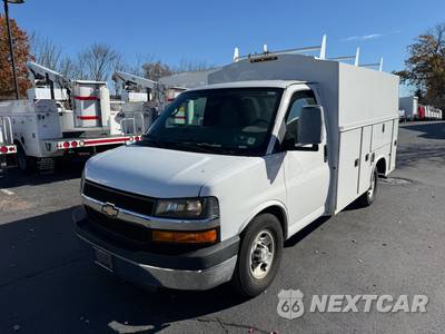 2015 Chevrolet Express 3500 Cutaway 1WT