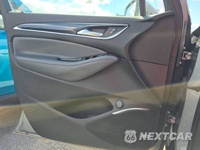 2023 Buick Enclave Essence 1SL - zdjęcie 9 z 31 - miniatura