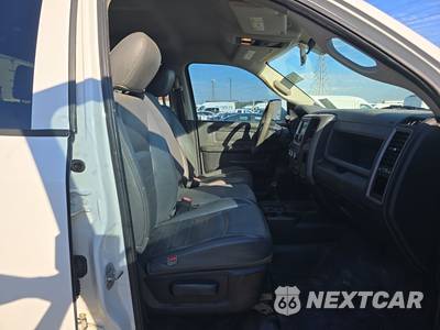 2018 Ram 2500 Tradesman Crew Cab Long Bed - zdjęcie 8 z 18 - miniatura